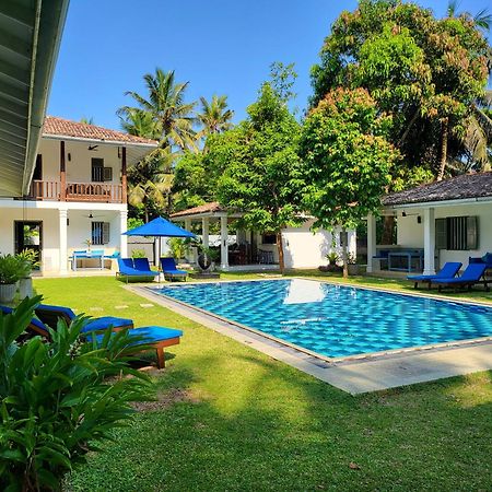 Thalpe Bungalows Unawatuna Bagian luar foto