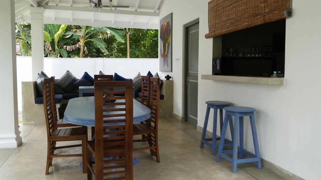 Thalpe Bungalows Unawatuna Bagian luar foto